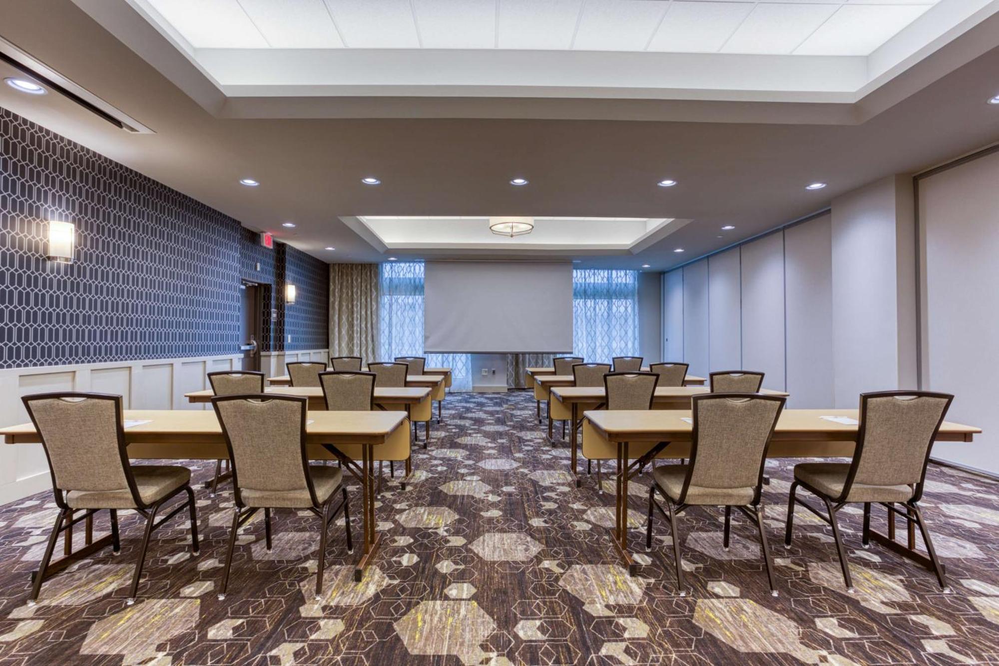 Drury Inn & Suites Cleveland Beachwood Exteriör bild