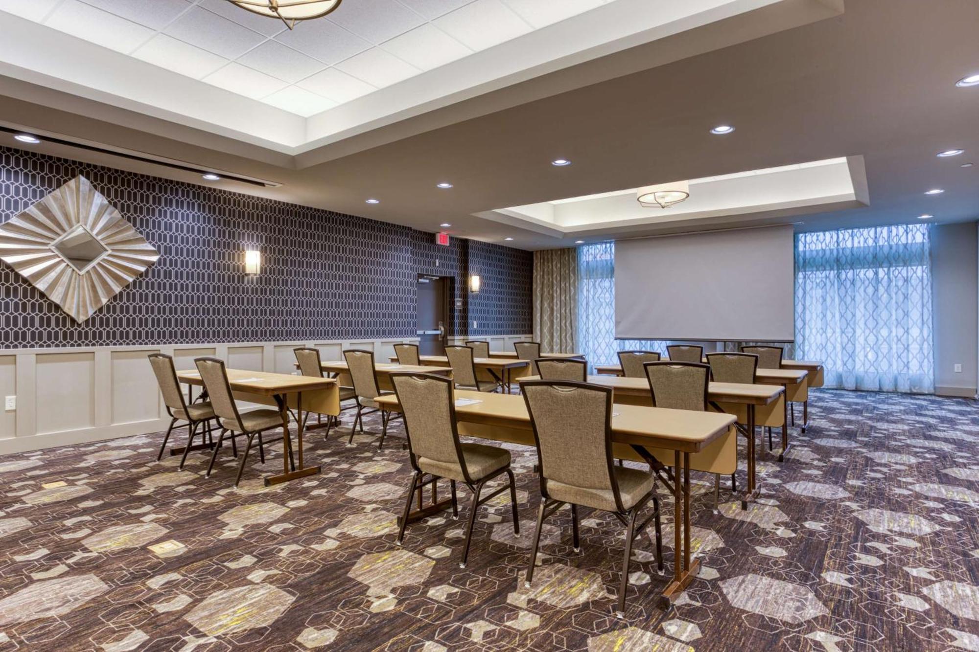 Drury Inn & Suites Cleveland Beachwood Exteriör bild