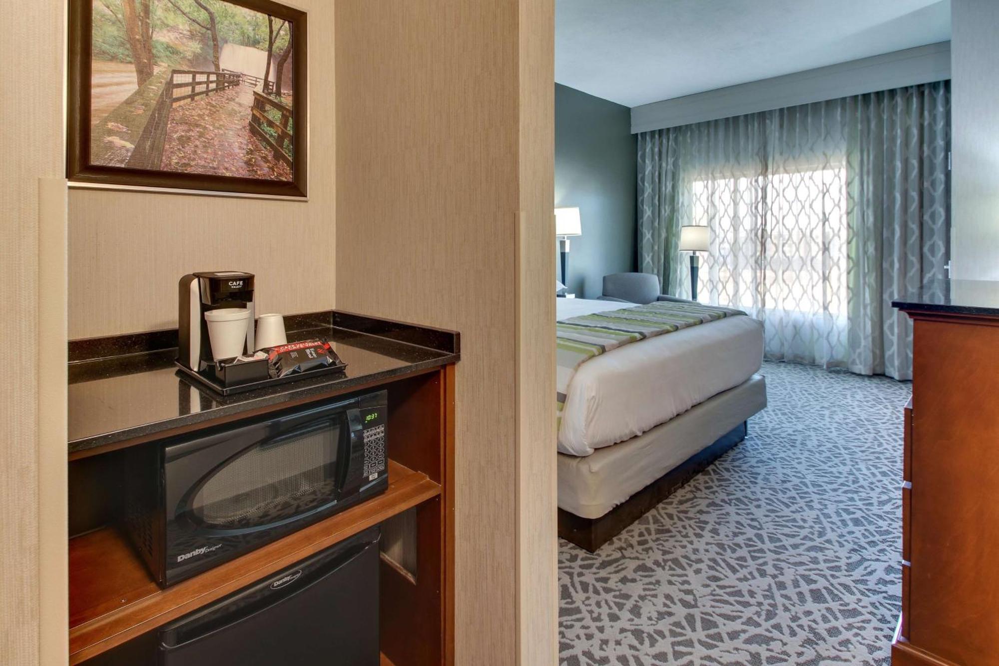 Drury Inn & Suites Cleveland Beachwood Exteriör bild