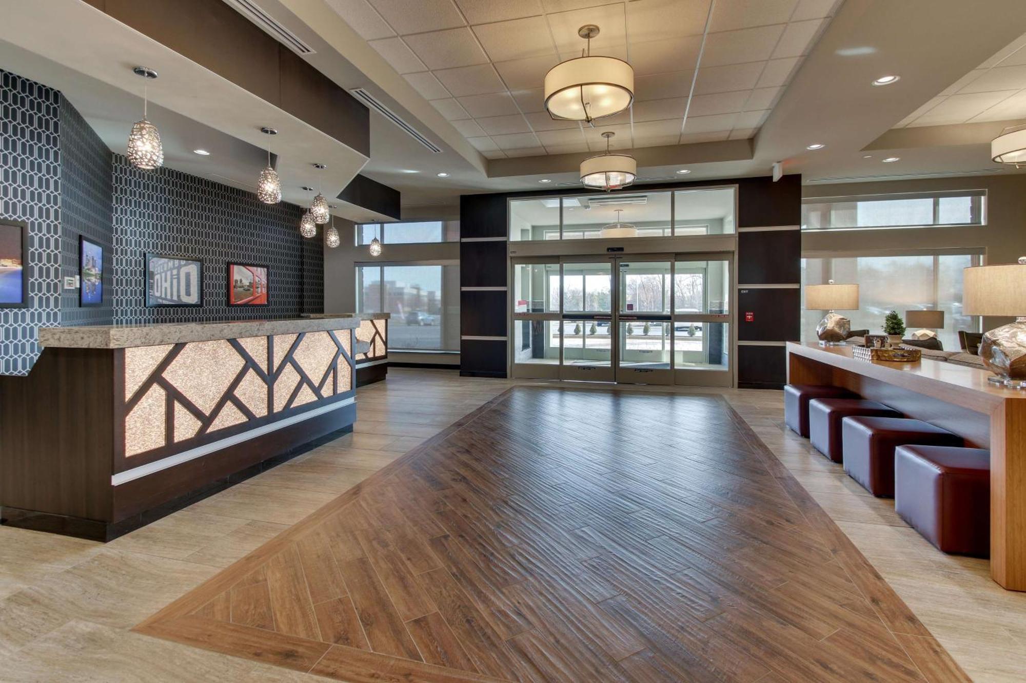 Drury Inn & Suites Cleveland Beachwood Exteriör bild