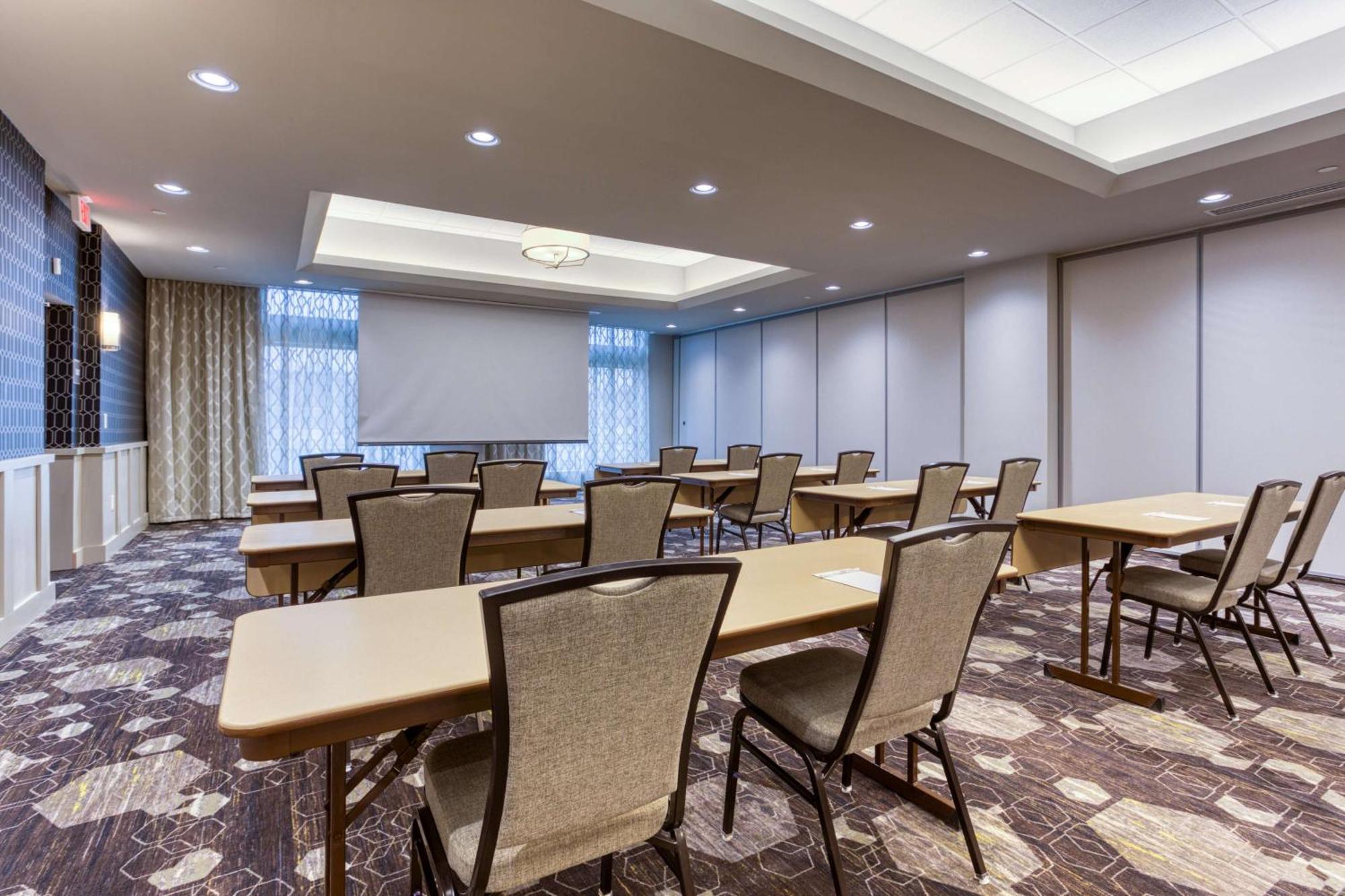 Drury Inn & Suites Cleveland Beachwood Exteriör bild